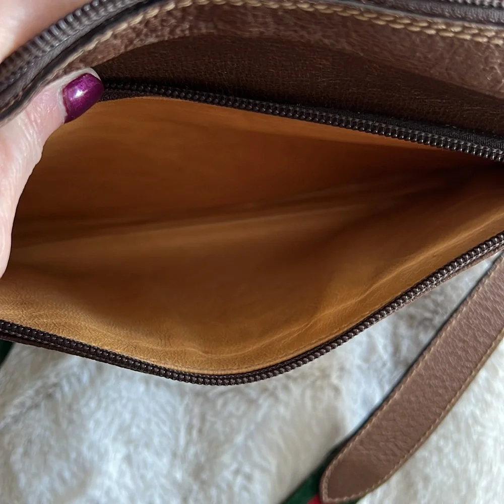 Vintage Gucci purse , nice condition - Picture 9 of 9